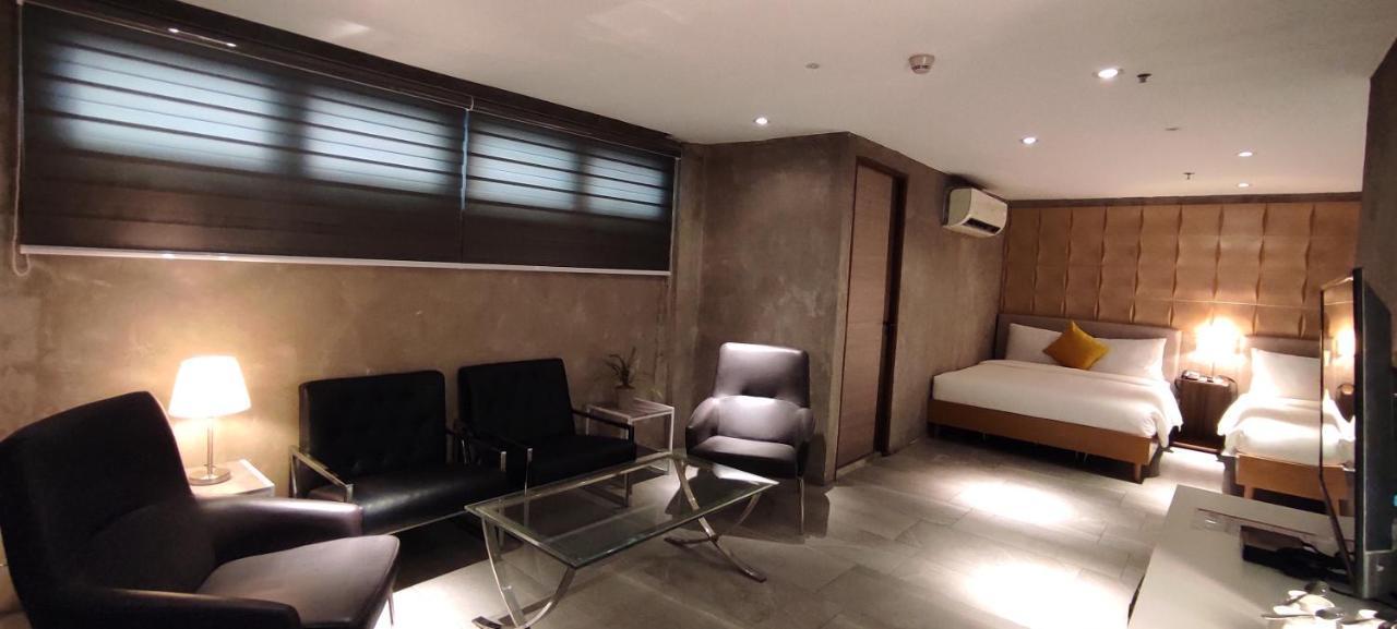 Park Residences 3*