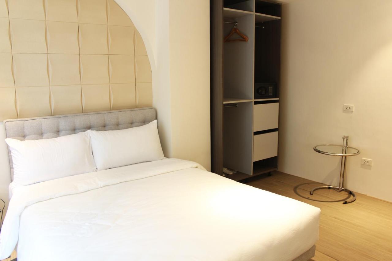 Hotel Park Residences Taguig